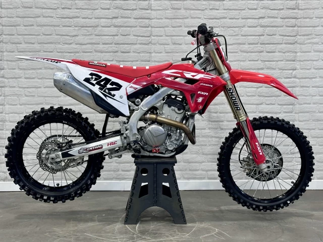 HONDA CRF 250R PGM-FI + 4 TEMPS + SEULEMENT 52.5 HEURES + RARE & A1  2024