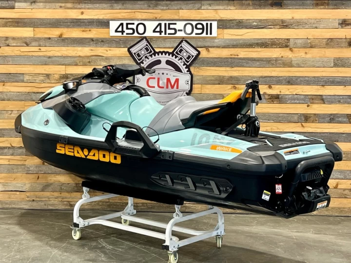 2023 BRP SEA-DOO WAKE 170 H.P + IBR + VTS + IDF + AUDIO PREMIUM + RACK + TOUR + 3 PASSAGERS + RARE & A1 