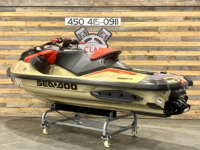 BRP SEA-DOO RXP-X 325 H.P + IBR + VTS + PREMIUM AUDIO + TECH PKG + 4 HR + RARE & A1  2025