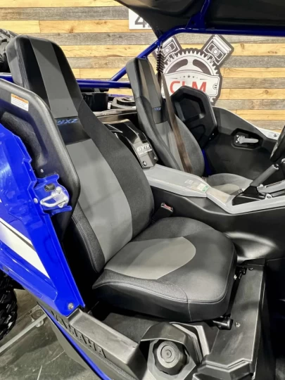 2017 YAMAHA YXZ 1000R EFI SS-SPORT SHIFT + EPS + 4X4 + FOX PODIUM X2 + SEULEMENT 4044 KM 
