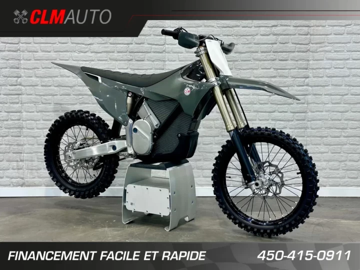 2026 STARK FUTURE VARG 1.2 MX 60 H.P @ 80 H.P + 100% ELECTRIQUE + NEUF + GARANTIE 2 ANS + RARE & A1 