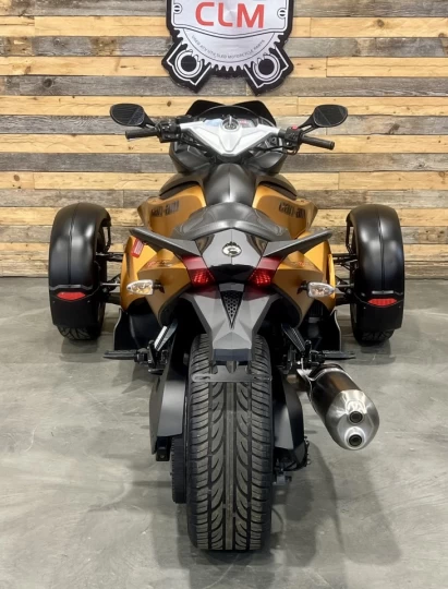 2008 BRP CAN-AM SPYDER RS-S / SM-5 MANUELLE @ CLUTCH + FOX PODIUM + 44585 KM + COULEUR RARE & A1 