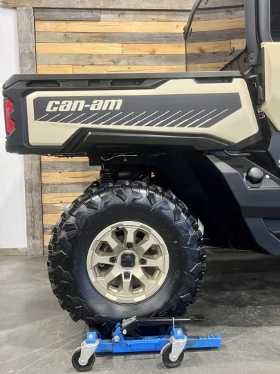 2025 BRP CAN-AM DEFENDER MAX CREW HD-10 LIMITED + 4WD + DPS + 650 KM SEULEMENT + 6 PASSAGERS + TOUTE ÉQUIPÉE+ RARE & A1 