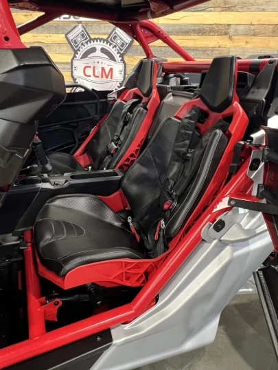 2025 BRP CAN-AM MAVERICK MAX X3 X-RS TURBO ''RR'' 200 H.P + D.P.S + 4X4 + 72'' +4 PASSAGERS + SEULEMENT 1403 KM + RARE & CONDITION A1 