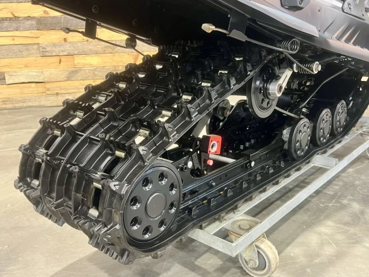 2021 BRP SKI-DOO GRAND TOURING LIMITED 900 ACE TURBO ITC 137'' QUIET DRIVE + 15869 KM + CONDITION A1 