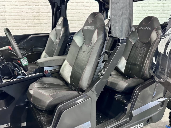 2021 POLARIS GENERAL 4 CREW XP 1000 EDITION DELUXE + RIDE COMMAND RADIO - GPS + CABINE FERMÉ + 3286 KM SEULEMENT 