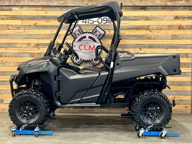 HONDA PIONEER 700 DELUXE EFI + EPS + 4X4 + MAGS + TREUIL + TOUT NOIR  2017