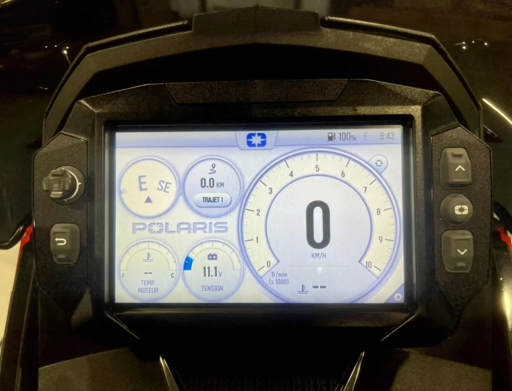 2022 POLARIS INDY 850 XCR 137'' + ECRAN 7S + SEULEMENT 1251 KM + COULEUR RARE & IMPECCABLE A1 
