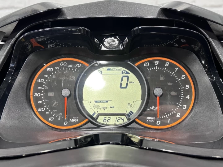 2016 BRP SEA-DOO GTX LIMITED 260 HP I.S = SUSPENSION INTELLIGENTE + IBR + VTS + 124 HR SEULEMENT + 3 PASSAGERS 