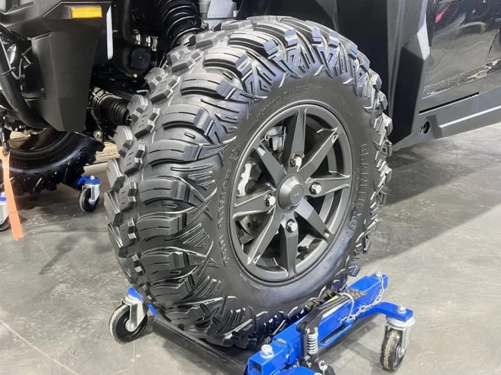 2023 POLARIS GENERAL 4 XP 1000 DLX-DELUXE EDITION + 4X4 + EPS + RIDE COMMAND GPS - AUDIO + 4 PASSAGERS + GARANTIE SEPT 2028 