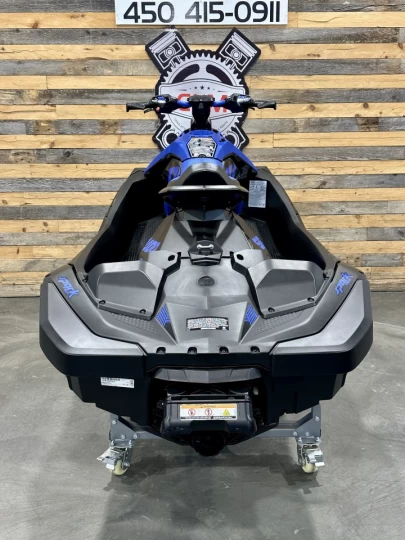 2023 BRP SEA-DOO SPARK TRIXX 2UP +IBR + VTS + 48 HR SEULEMENT + RARE & A1 