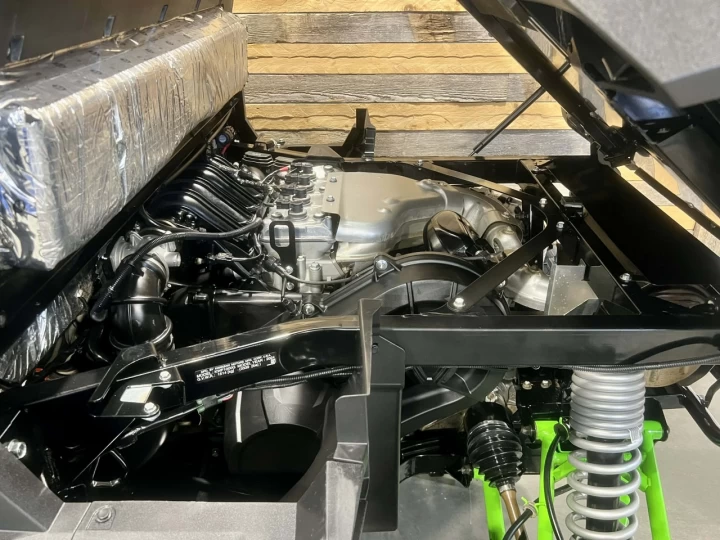 2024 KAWASAKI RIDGE 1000 EFI VERSION XR HVAC + 4X4 + EPS + TOUTE ÉQUIPÉE + GARANTIE NOVEMBRE 2027 + ULTRA RARE & A1 