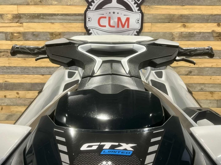 2021 BRP SEA-DOO GTX LIMITED 300 HP + IBR + VTS + IDF + AUDIO PREMIUM + SEULEMENT 35 HR + 3 PASSAGERS + CONDITION A1 