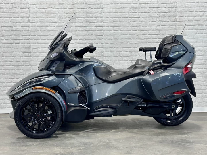 2018 BRP CAN-AM SPYDER RT LIMITED EDITION DARK SE-6 (SEMI-AUTOMATIQUE) ROTAX 1330 cc ACE EFI + 56197 KM + RARE & A1 