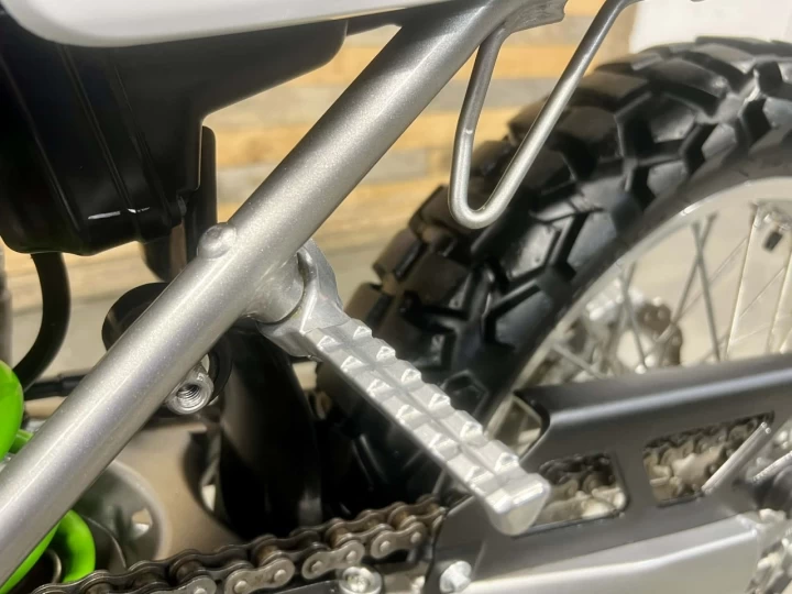 2023 KAWASAKI KLX 300 EFI + SEULEMENT 3755 KM + 4 TEMPS + MODELE RARE & CONDITION IMPECCABLE A1 