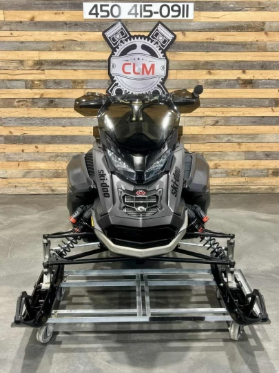 2022 BRP SKI-DOO MACH-Z 900 TURBO ''R'' 180 HP 137'' + SUSPENSION ELECTRONIQUE SMART-SHOX + 10943 KM 