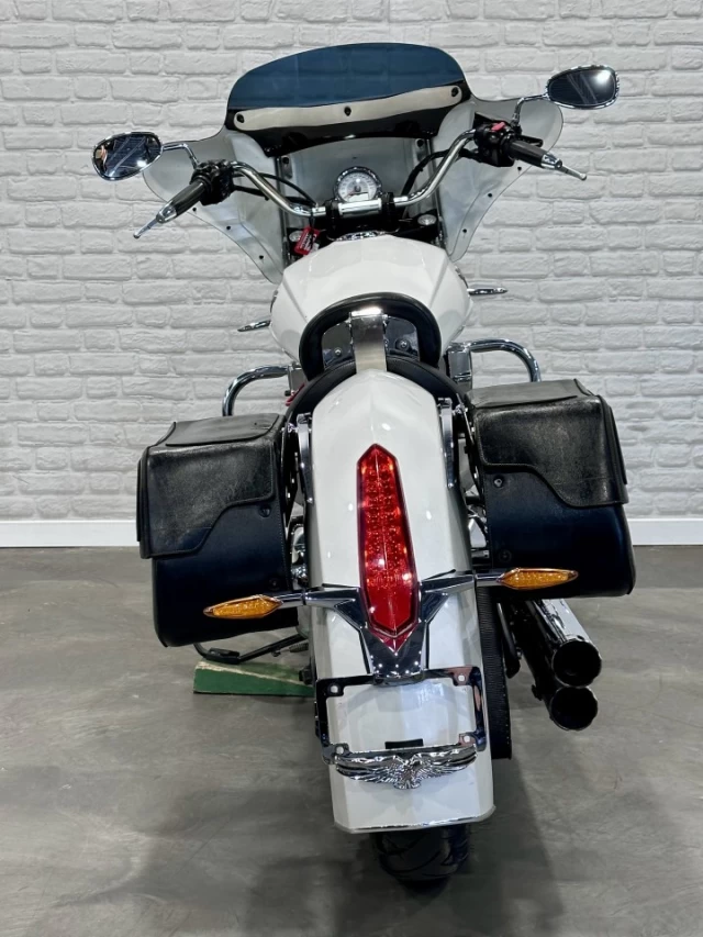 VICTORY BOARDWALK 1731 cc = 110 p.c EFI + CRUISER - TOURING + RARE & A1  2013