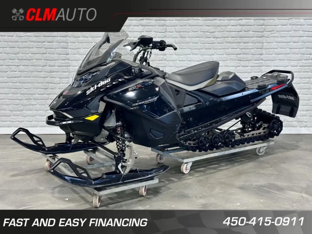 BRP SKI-DOO RENEGADE ADRENALINE AVEC ENSEMBLE ENDURO 900 ACE TURBO 130 H.P EFI I.T.C 137'' AIR RIDE + ECRAN 10'' + GPS + SEULEMENT 4831 KM + REV GEN5  2026