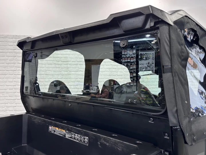 2021 POLARIS GENERAL 4 CREW XP 1000 EDITION DELUXE + RIDE COMMAND RADIO - GPS + CABINE FERMÉ + 3286 KM SEULEMENT 