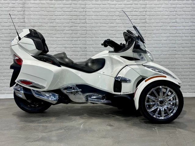 BRP CAN-AM SPYDER RT LIMITED + SE-6 (SEMI-AUTOMATIQUE) + ROTAX 1330 EFI + ENSEMBLE CHROME + RARE & A1  2018