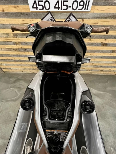 2018 BRP SEA-DOO GTX LIMITED 300 H.P + IBR + VTS + AUDIO PREMIUM + 3 PASSAGERS + 147 HR + RARE & A1 