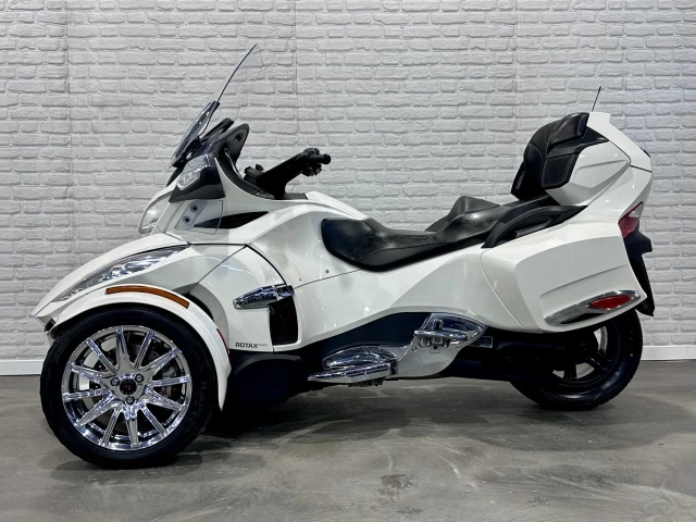 BRP CAN-AM SPYDER RT LIMITED + SE-6 (SEMI-AUTOMATIQUE) + ROTAX 1330 EFI + ENSEMBLE CHROME + RARE & A1  2018
