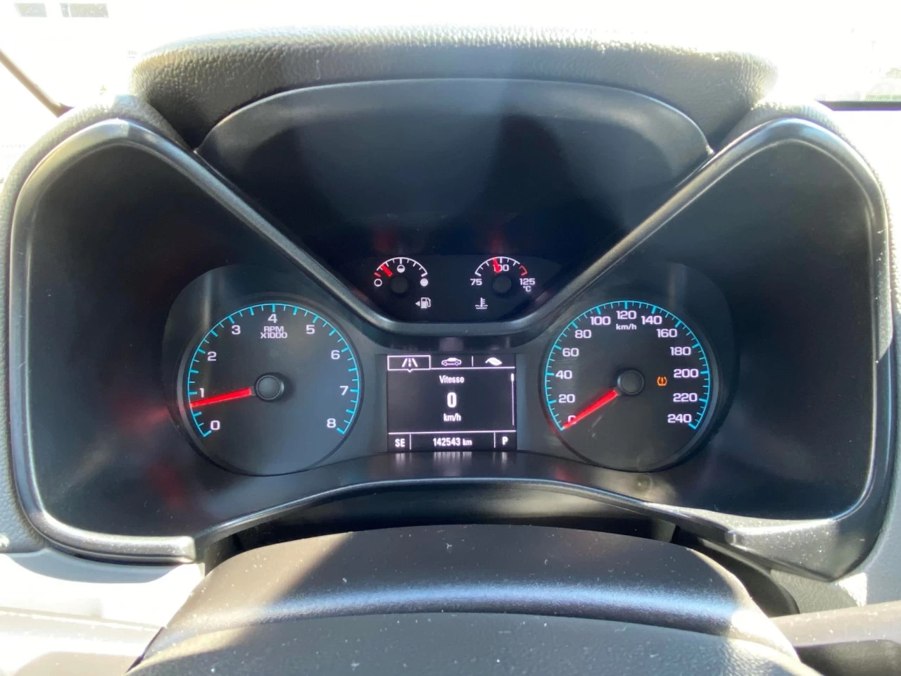 2017 CHEVROLET COLORADO LT V6 4X4 CREW CAB / BOITE DE 6 PIEDS  Image principale