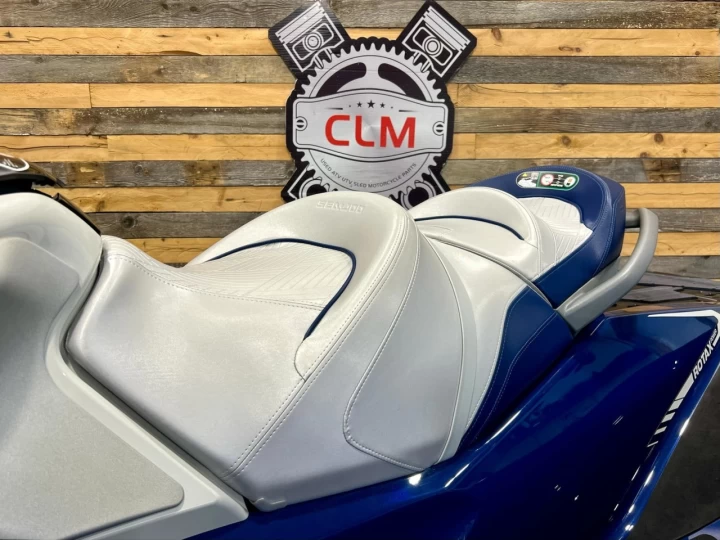 2023 BRP SEA-DOO GTX LIMITED 300 H.P + IBR + VTS + IDF + AUDIO PREMIUM + ENSEMBLE TECH + 3 PLACES + SEULEMENT 51 HR 