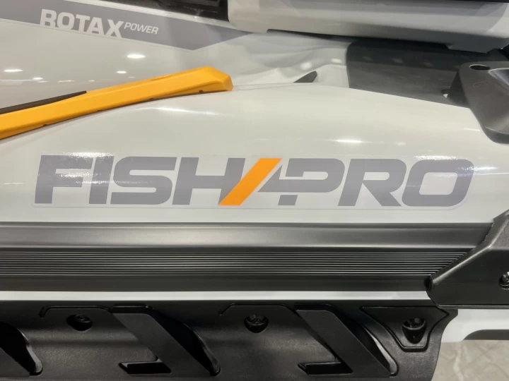 2025 BRP SEA-DOO FISH PRO 170 HP EDITION TROPHY + IBR + VTS + IDF + GPS + AUDIO + TECH PKG + COOLER + 4 HR + COULEUR & MODELE RARE + A1 