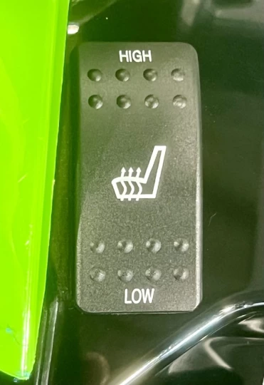 2018 ARCTIC CAT XF 7000 CROSSTREK 137'' + C-TEC4 + 18255 KM + ROLLERSKI + MODELE RARE & CONDITION A1 