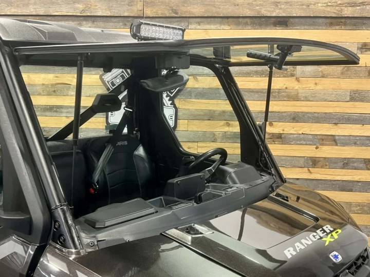 2023 POLARIS RANGER XP 1000 NORTH STAR EDITION ULTIMATE + RIDE COMMAND + AIR CLIMATISÉ + CHAUFFAGE + CABINE FERMER + TOUTE ÉQUIPÉE 