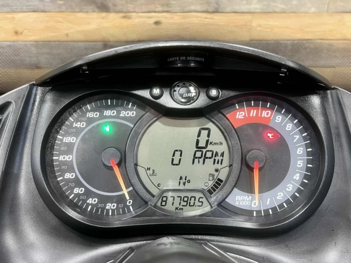 2011 BRP CAN-AM SPYDER RS-S + SM5 EMBRAYAGE MANUELLE A CLUTCH + 87790 KM + PAREBRISE GIVI 