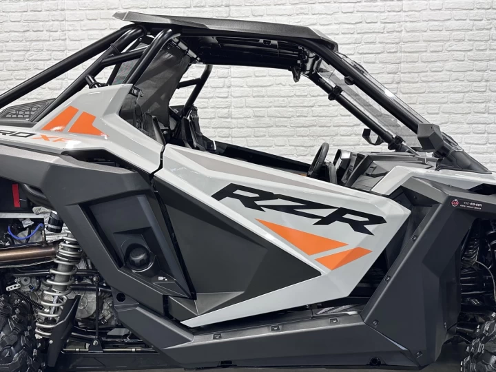 2023 POLARIS RZR PRO XP SPORT TURBO 181 HP + 4WD + EPS + SEULEMENT 1212 KM + RARE & A1 