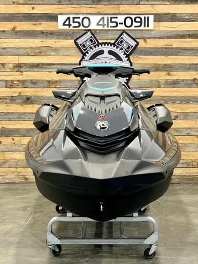 2024 BRP SEA-DOO GTR 230 H.P + I.B.R + V.T.S + AUDIO PREMIUM + 3 PLACES + SEULEMENT 3.7 HEURES 
