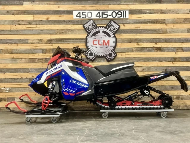 POLARIS INDY 850 XCR 137'' + ECRAN 7S + SEULEMENT 1251 KM + COULEUR RARE & IMPECCABLE A1  2022