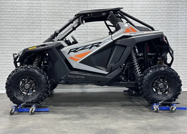 POLARIS RZR PRO XP SPORT TURBO 181 HP + 4WD + EPS + SEULEMENT 1212 KM + RARE & A1  2023