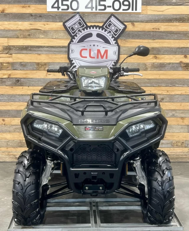 POLARIS SPORTSMAN 450 H.O EFI + 4X4 + SEULEMENT 9 KM + PARE CHOC HD + CONDITION IMPECCABLE A1  2023