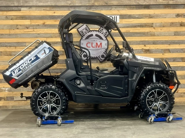 CF MOTO U-FORCE 800 LX EFI + 4X4 + EPS + SEULEMENT 1296 KM + GARANTIE MAI 2028 + CONDITION A1  2023
