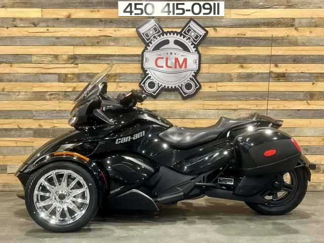 BRP CAN-AM SPYDER ST LIMITED SE-5 (SEMI-AUTOMATIQUE) + BAS KM 26699 KM + GPS + RADIO + SACCOCHE + COULEUR RARE & A1  2015