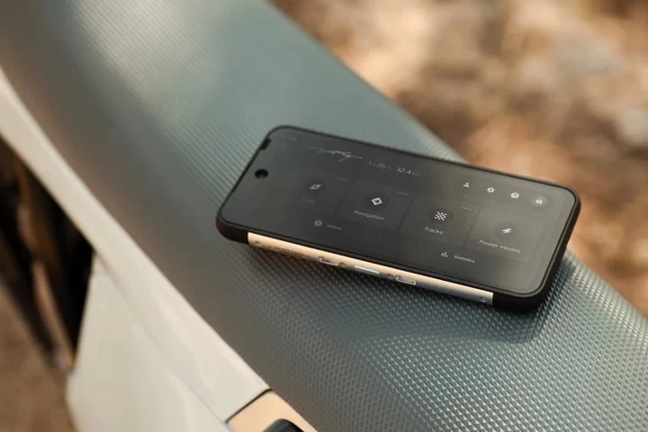 2026 STARK FUTURE VARG SM - SUPERMOTO 100% VE - ELECTRIQUE LEGALE SUR LA ROUTE+ 60 H.P @ 80 H.P + GARANTIE 2 ANS 