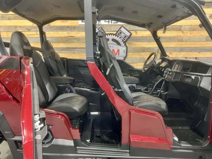 2021 POLARIS GENERAL 4 CREW EDITION DELUXE 1000 EFI + 4X4 + EPS + RIDE COMMAND GPS / AUDIO + FOX QS3 + 4 PASSAGERS 