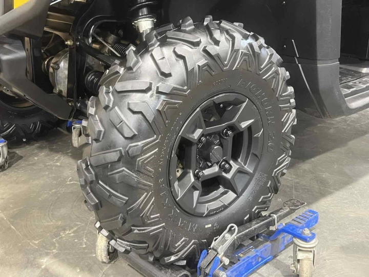 2018 BRP CAN-AM DEFENDER HD-5 + D.P.S + 4X4 + MAGS + 3 PASSAGERS + 15310 KM 