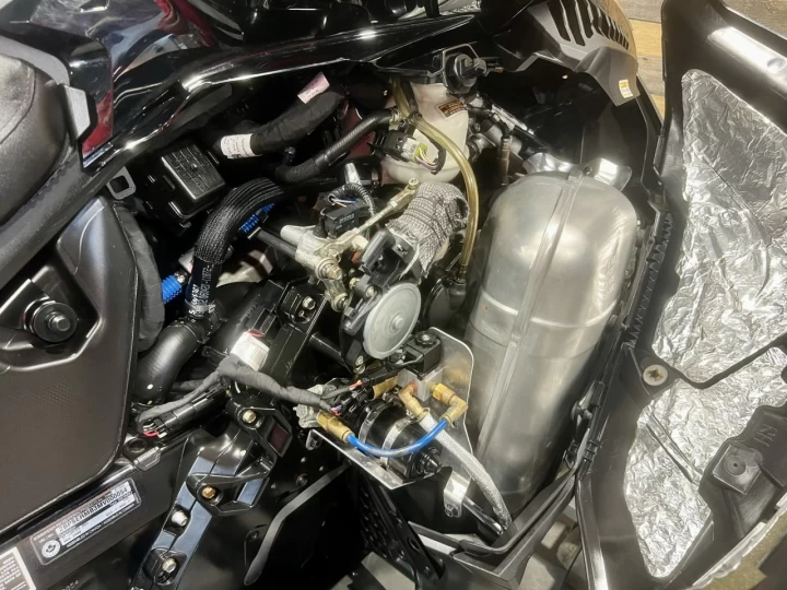 2021 BRP SKI-DOO GRAND TOURING LIMITED 900 ACE TURBO ITC 137'' QUIET DRIVE + 15869 KM + CONDITION A1 