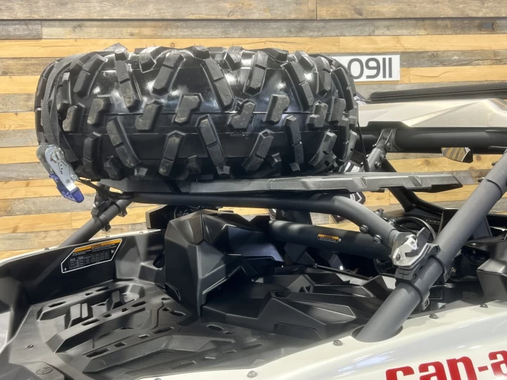 2024 BRP CAN-AM MAVERICK X3 X-RC TURBO ''RR'' 200 H.P + DPS + 4WD + 64'' + FOX + SEULEMENT 3784 KM + RARE & A1 