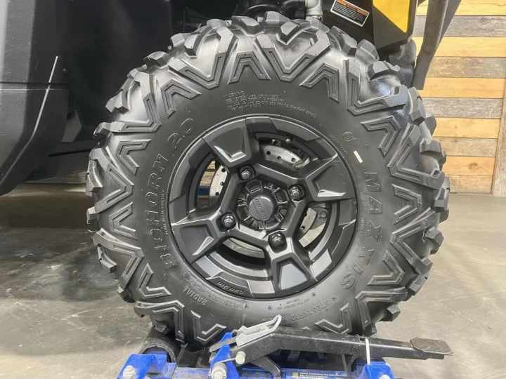 2018 BRP CAN-AM DEFENDER HD-5 + D.P.S + 4X4 + MAGS + 3 PASSAGERS + 15310 KM 