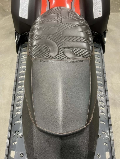 2018 BRP SKI-DOO RENEGADE ENDURO 600 E-TEC 137'' + SUSPENSION A AIR + ROLLERSKI + CONDITION IMPECCABLE A1 