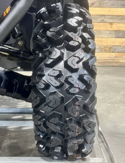 2019 SUZUKI KING QUAND AXI + 4X4 + EPS + 6758 KM + NOIR SATIN + RARE & A1 