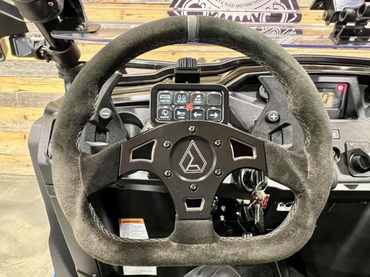 2020 HONDA PIONEER 500 EFI + 4X4 + E.P.S + SUSPENSION ELKA + MAGS + RADIO + BEAUCOUP D'OPTIONS $$$ 