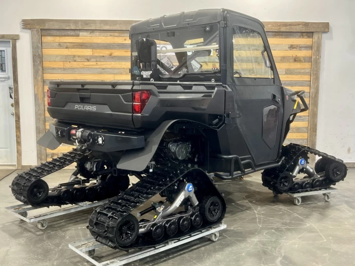 2025 POLARIS RANGER 1000 EDITION PREMIUM + 4X4 + EPS + SEULEMENT 1721 KM + GARANTIE FEVRIER 2027 + RARE & A1 