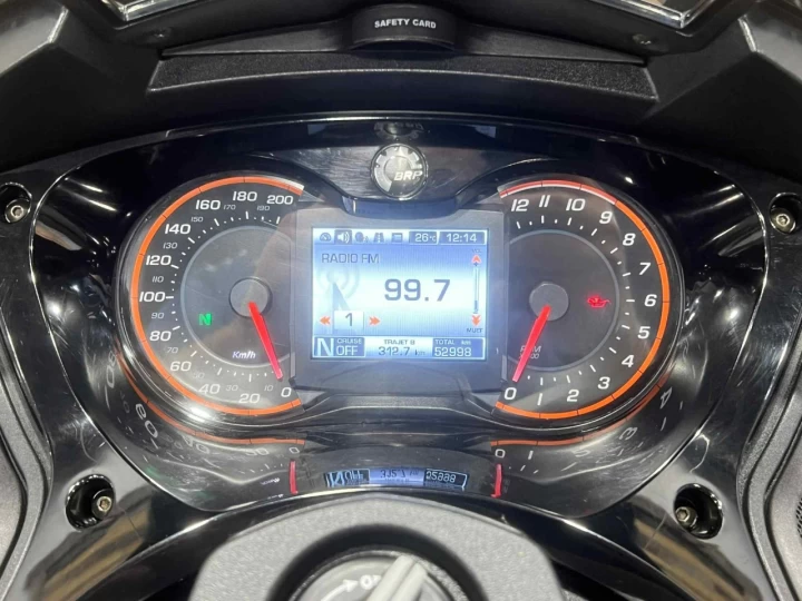 2013 BRP CAN-AM SPYDER ST LIMITED SE-5 (semi-automatique) + RADIO + DOSSIER + VALISE + 52998 KM 